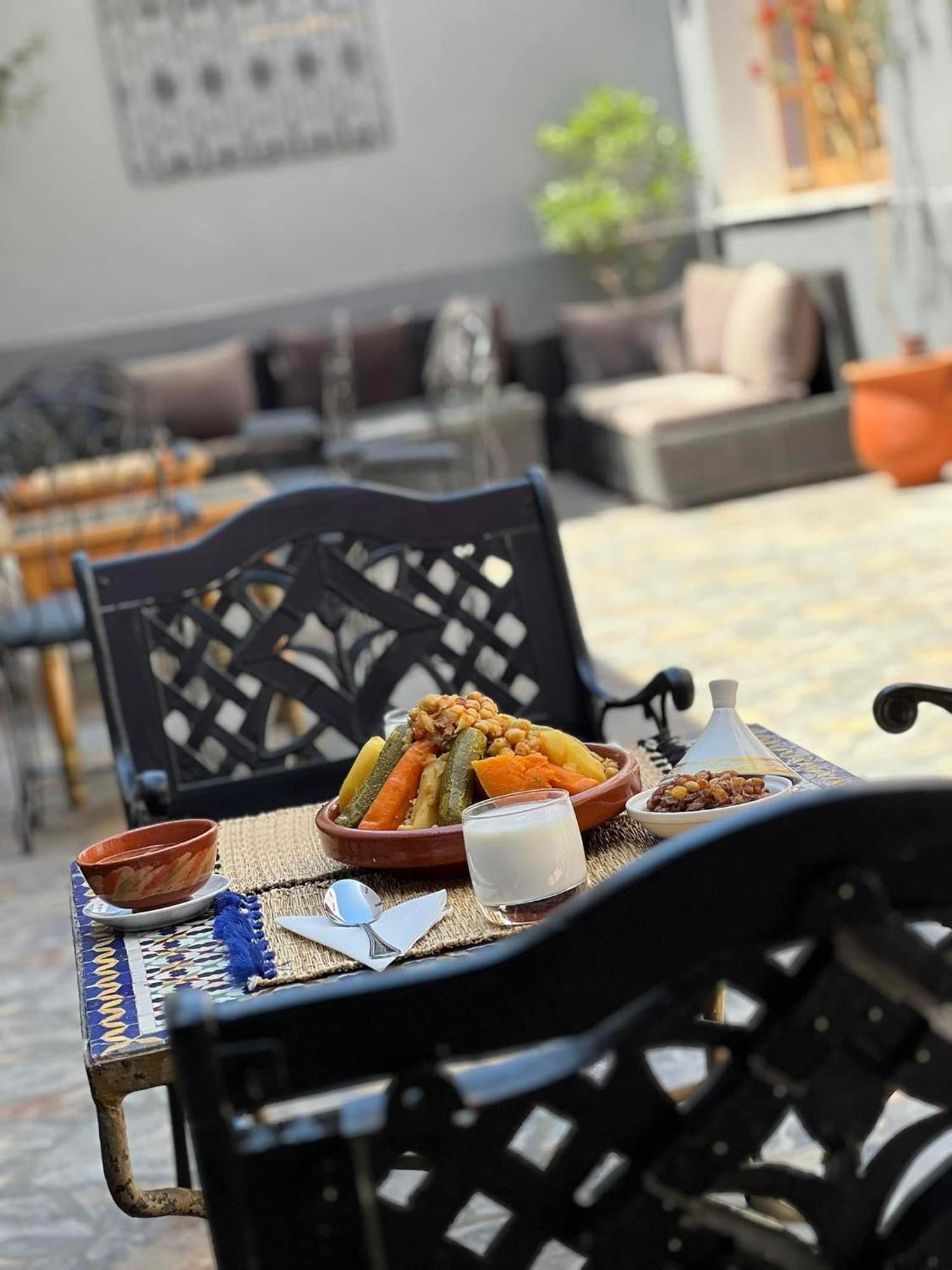 Amor Hotel Fez Exterior foto